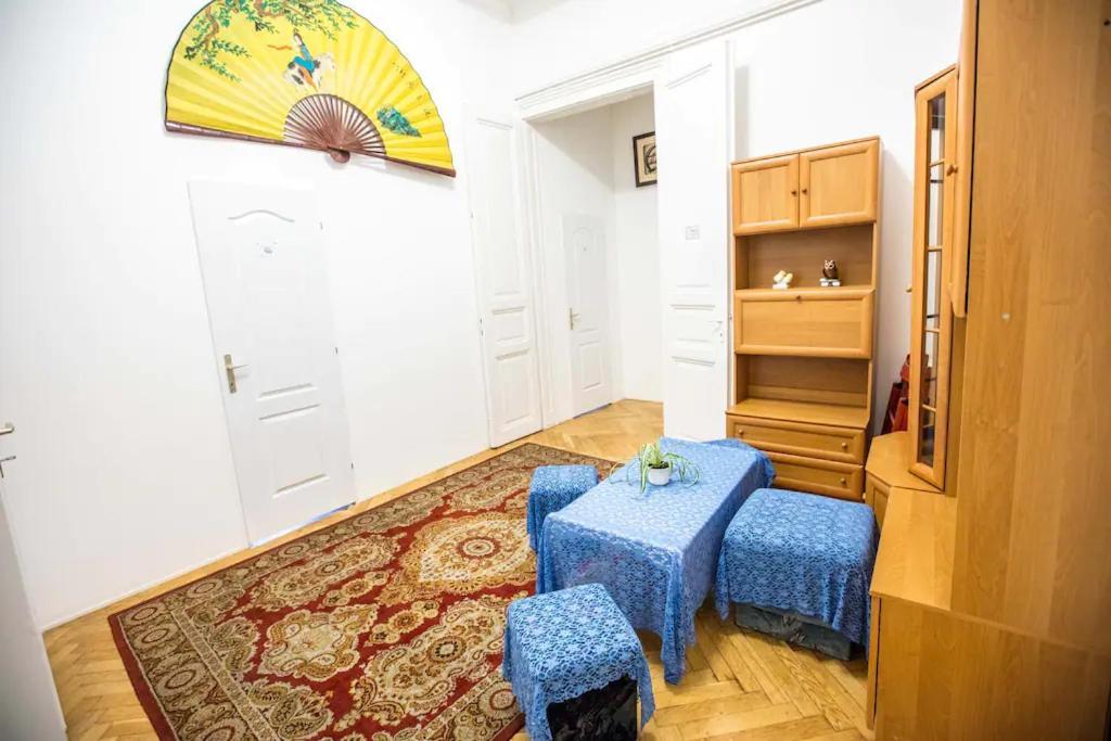Center Apartment 5 Private Room For 19 People Budapešť Exteriér fotografie