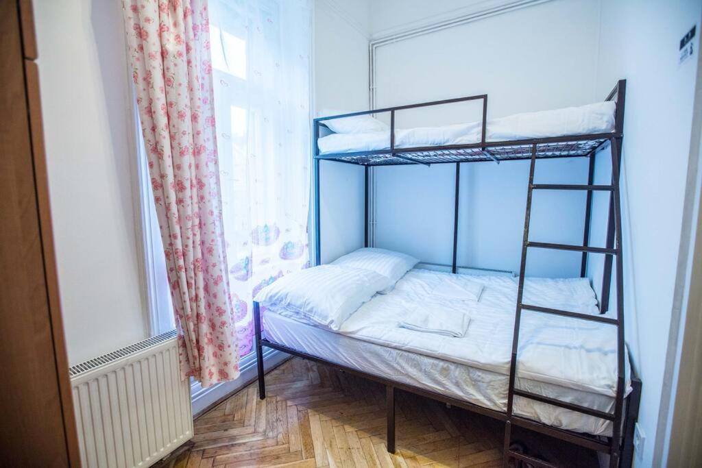 Center Apartment 5 Private Room For 19 People Budapešť Exteriér fotografie